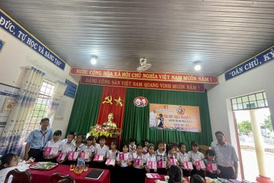 ❤️❤️ Liên đội trường TH Phan Chu Trinh Đã tổ chúc thành công Đại hội Cháu ngoan Bác Hồ và đã Trao 105 giấy chứng nhận cho học sinh đội viên. Chúc các e hoàn tốt hơn nữa ❤️