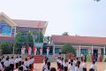 🌟 Sinh hoạt dưới cờ tuần 34 – Tự hào 85 mùa hoa Đội 🌟 Hòa trong không khí sôi nổi chào mừng kỷ niệm 85 năm Ngày thành lập Đội Thiếu niên Tiền phong Hồ Chí Minh, Liên đội đã tổ chức buổi sinh hoạt dưới cờ đầy ý nghĩa và hào hứng. 🎶 Tiết mục múa “Nghe chăng câu hát Anh Kim Đồng ơi” đã đưa thầy cô và các bạn học sinh trở về với hình ảnh người đội viên nhỏ tuổi anh hùng – biểu tượng đẹp của lòng dũng cảm, tinh thần yêu nước và sự hy sinh cao cả. 🎤 Không khí càng thêm sôi động với trò chơi “Hỏi nhanh – Đáp đúng”, nơi các bạn đội viên được cùng nhau tìm hiểu về ý nghĩa Ngày thành lập Đội, truyền thống vẻ vang và những dấu mốc đáng tự hào của tổ chức Đội TNTP Hồ Chí Minh. 💐 85 năm – một chặng đường đầy tự hào! Mỗi đội viên hôm nay sẽ tiếp tục chăm ngoan, học tốt, rèn luyện kỹ năng, xứng đáng là con ngoan trò giỏi, cháu ngoan Bác Hồ. ❤️